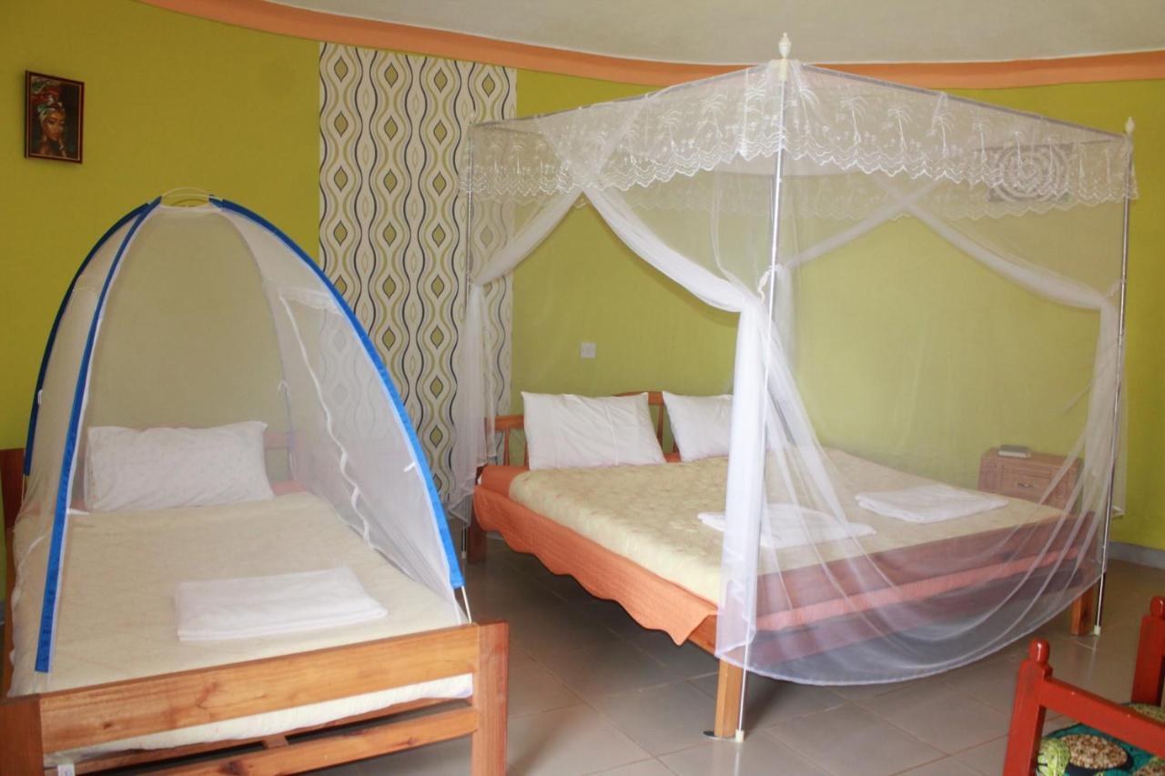 Crater Bay Cottages Kabale Экстерьер фото