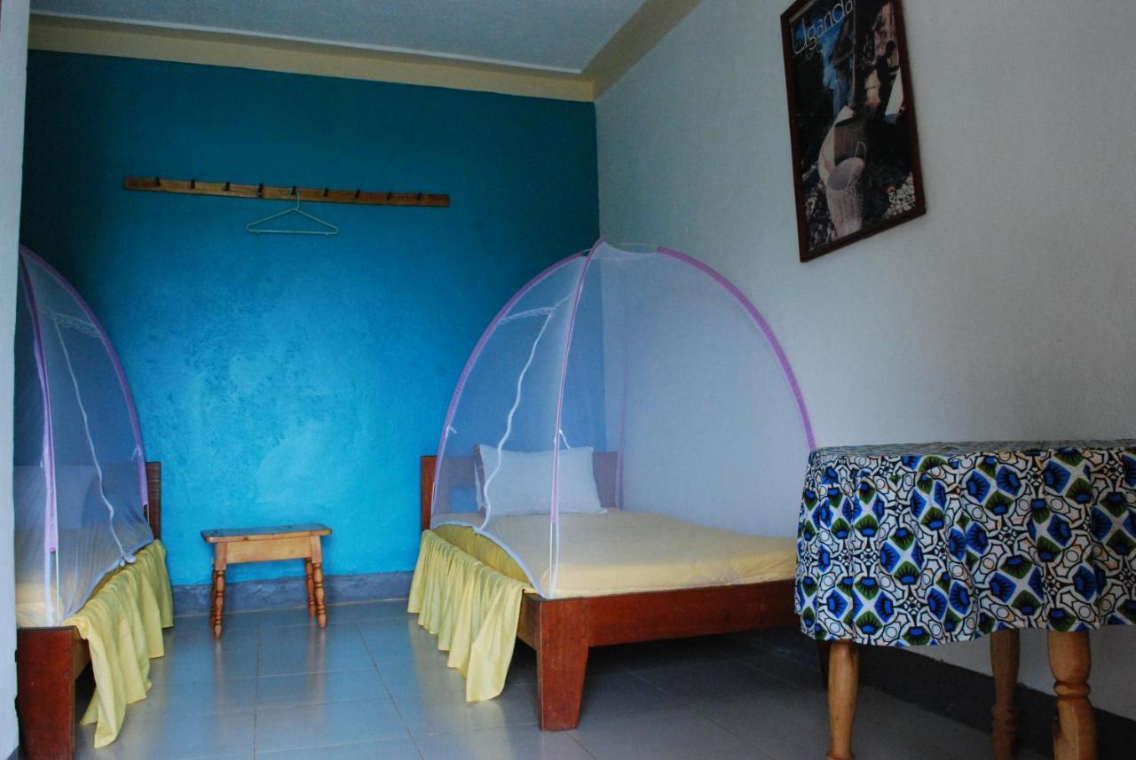 Crater Bay Cottages Kabale Экстерьер фото