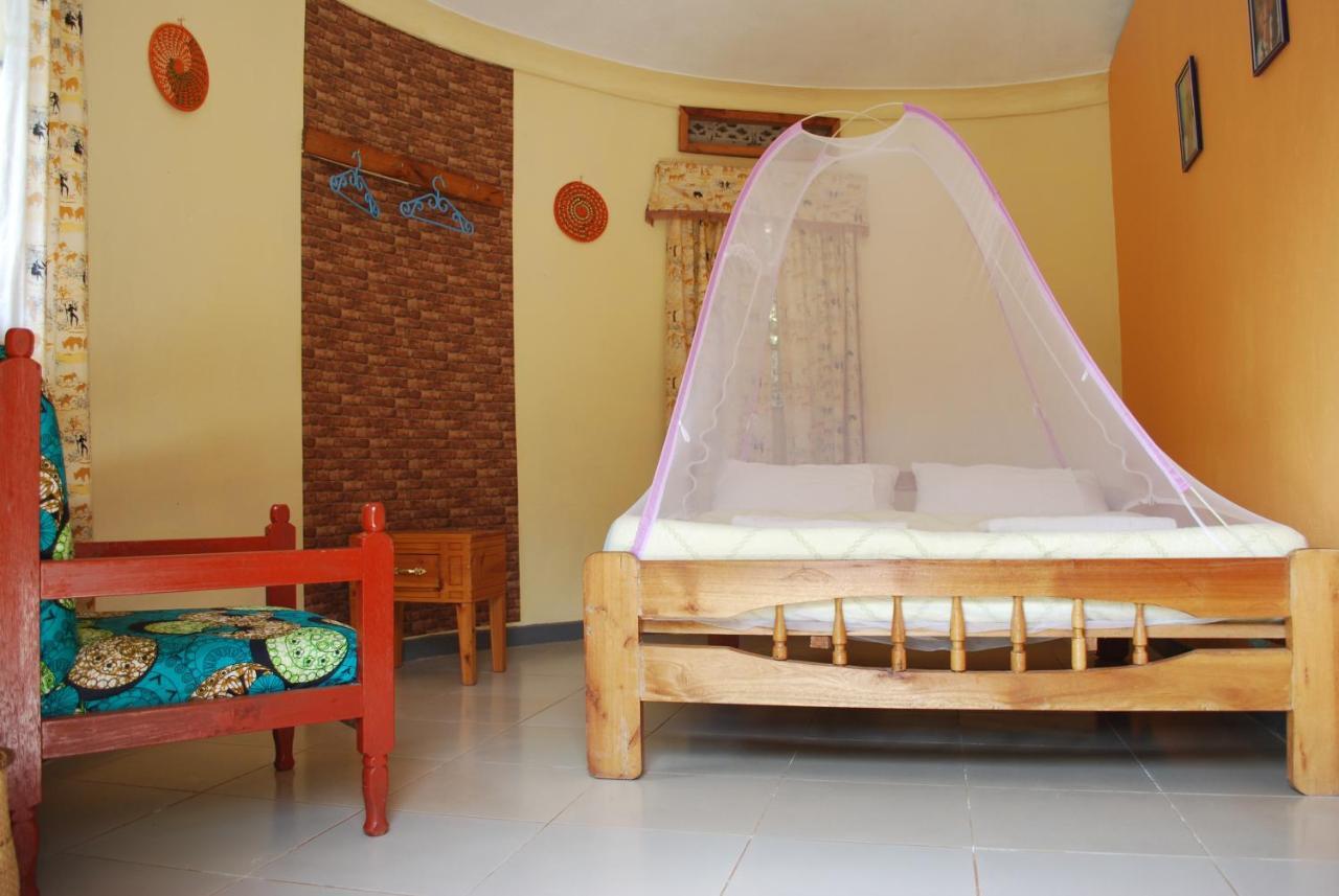 Crater Bay Cottages Kabale Экстерьер фото