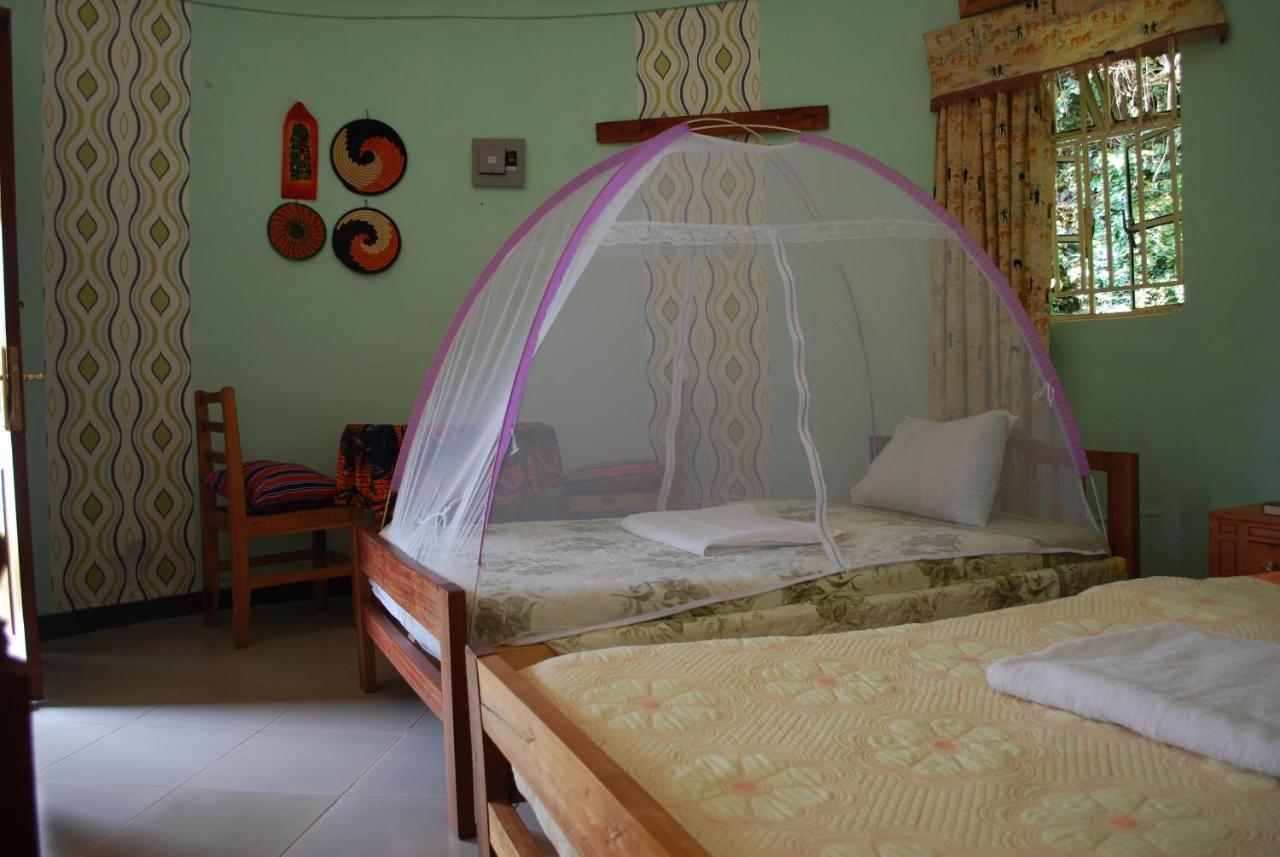Crater Bay Cottages Kabale Экстерьер фото