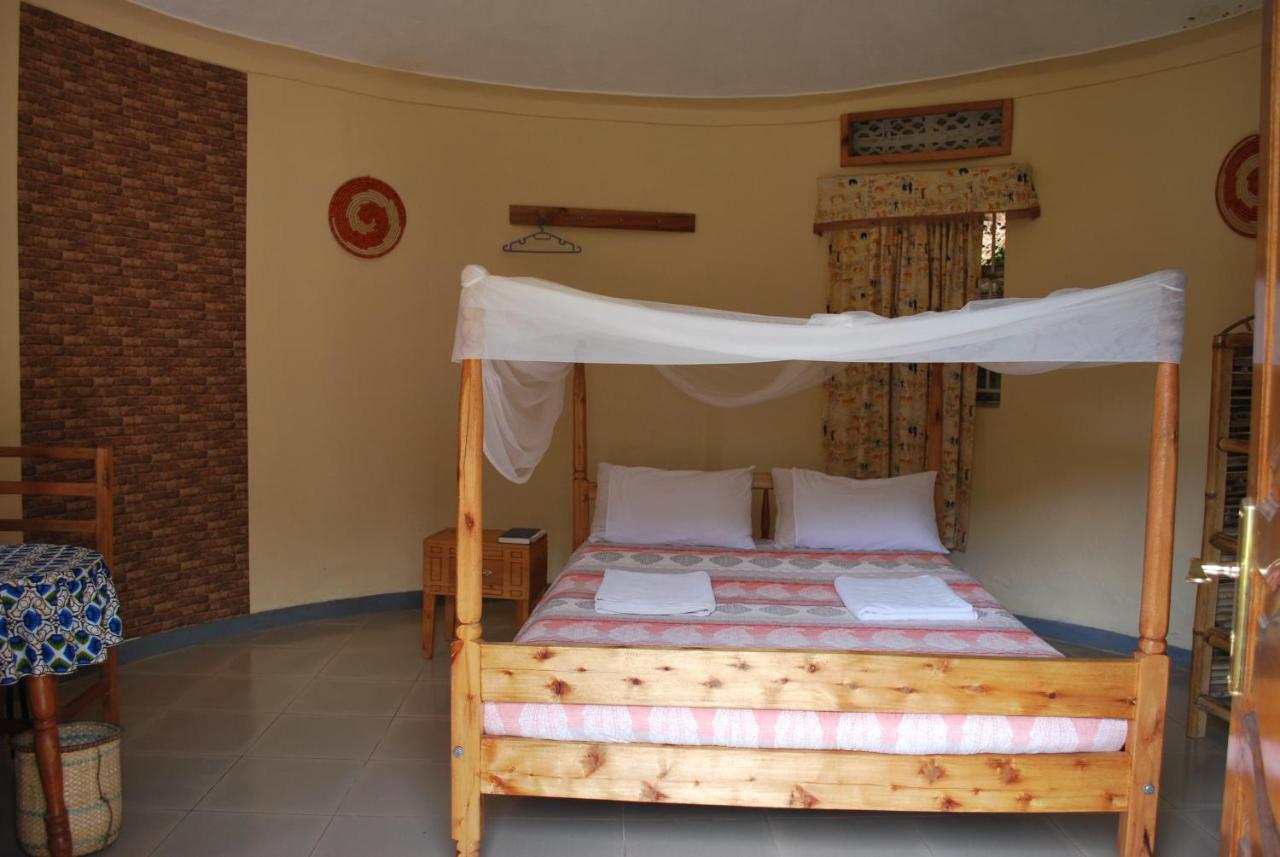 Crater Bay Cottages Kabale Экстерьер фото