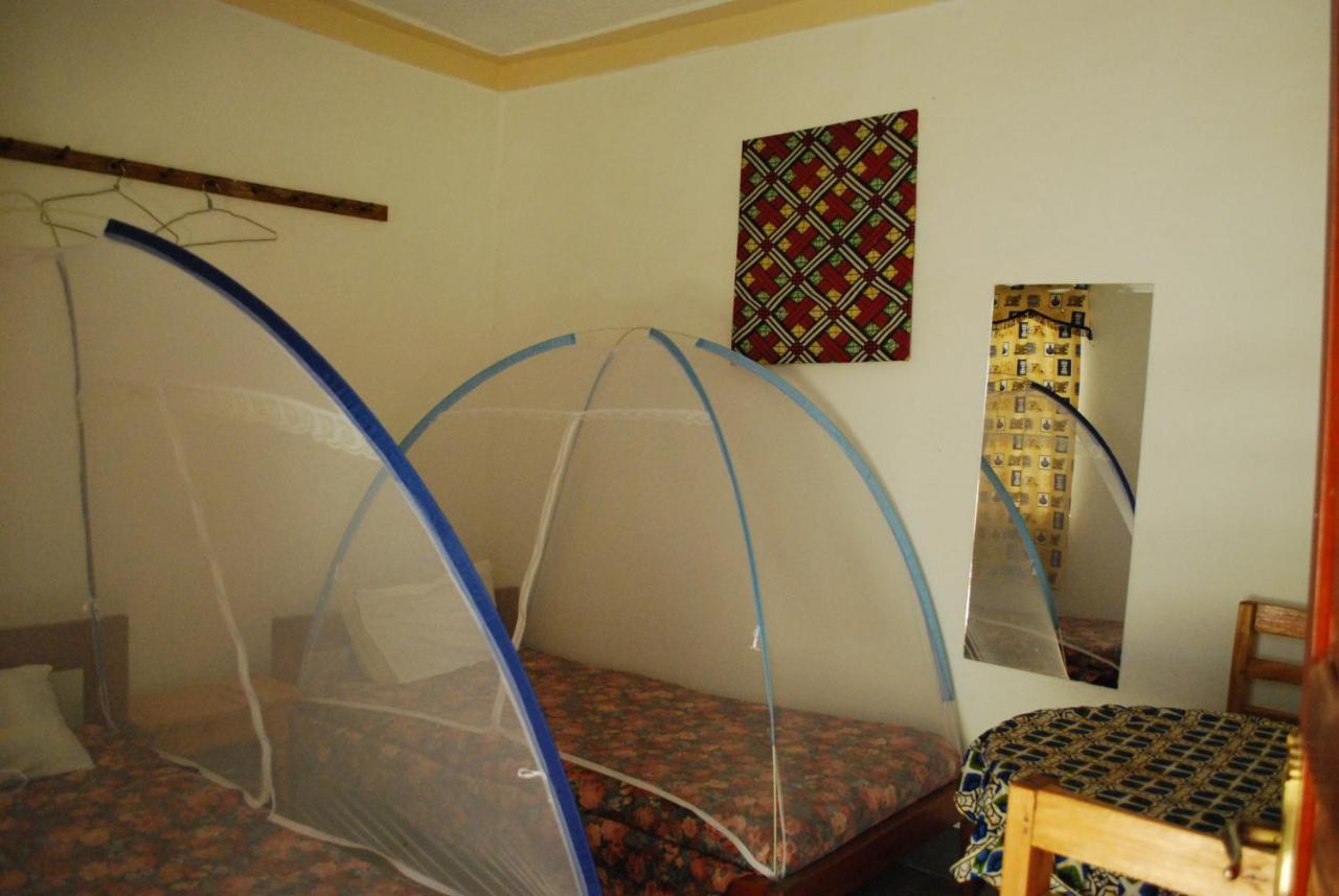 Crater Bay Cottages Kabale Экстерьер фото